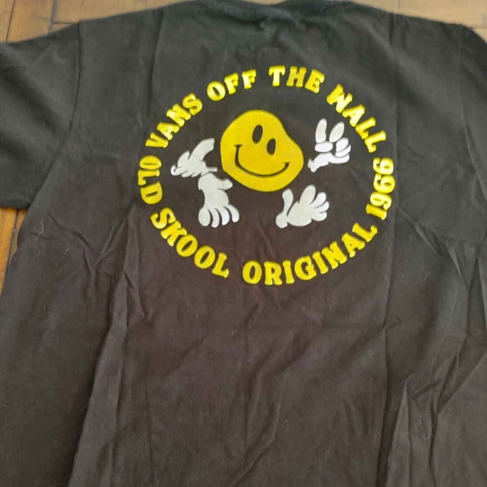 Van's Off the Wall Smiley Tee